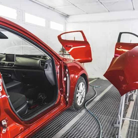 Robert’s Body Shop & Wrecker Service: Greenwood’s Collision Repair Specialists